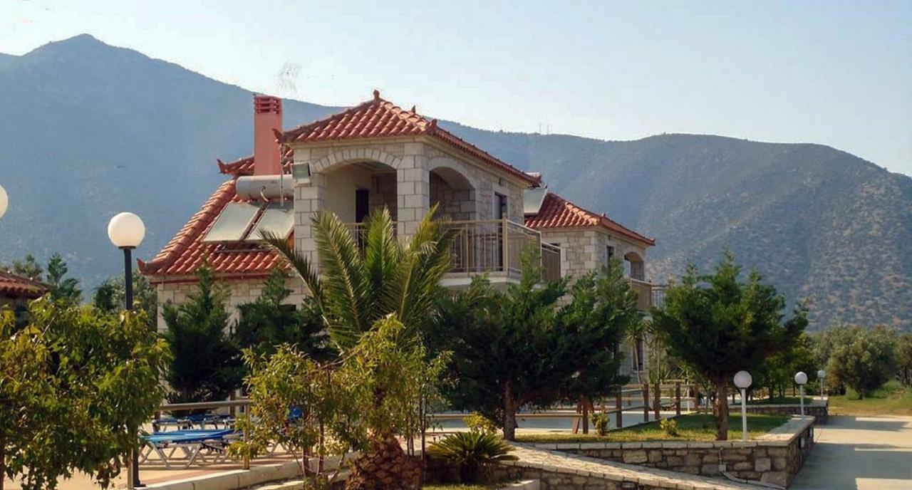 Glyfada Villas || Parálion Ástros Eksteriør bilde