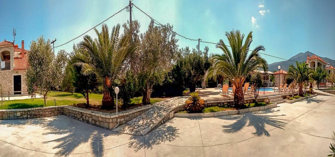 Glyfada Villas || Parálion Ástros Eksteriør bilde