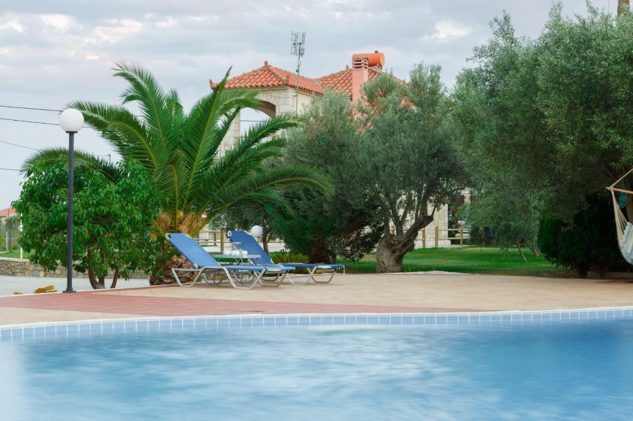 Glyfada Villas || Parálion Ástros Eksteriør bilde